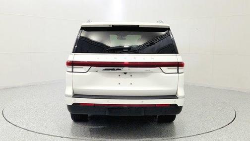 2022 Lincoln Navigator L Reserve