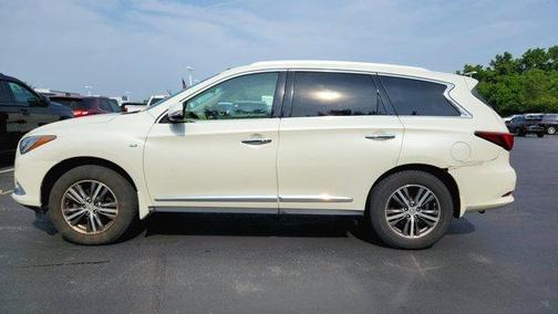 2016 INFINITI QX60 Base
