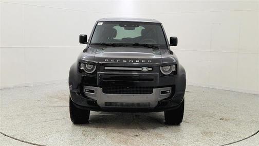 2022 Land Rover Defender 90 V8