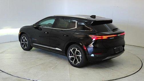 2025 Chevrolet Equinox EV LT 2