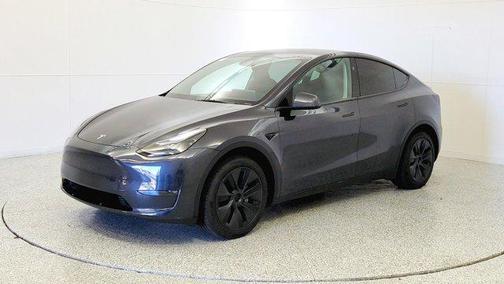 2025 Tesla Model Y Long Range