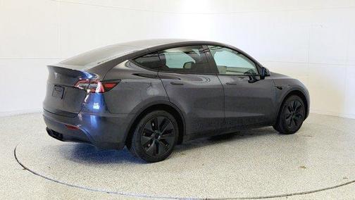 2025 Tesla Model Y Long Range