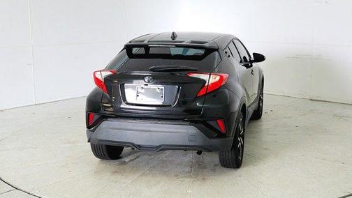 2021 Toyota C-HR LE