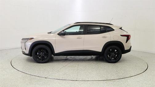White Sand 2026 Chevrolet Trax ACTIV