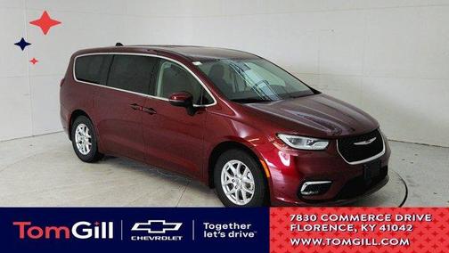 2023 Chrysler Pacifica Touring-L