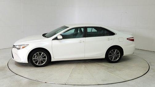 2016 Toyota Camry XLE