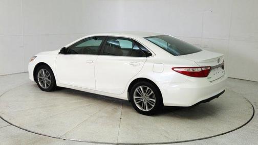 2016 Toyota Camry XLE
