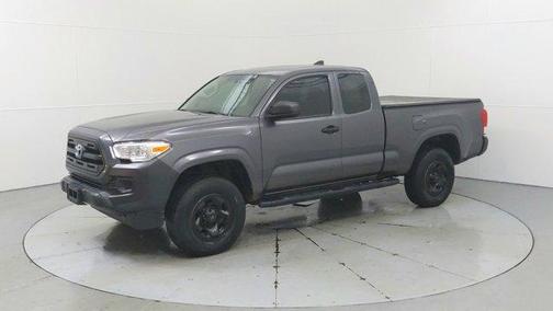 2017 Toyota Tacoma SR