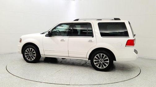 2015 Lincoln Navigator Base
