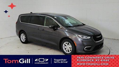2023 Chrysler Pacifica Touring-L