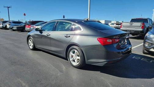 2017 Chevrolet Malibu 1LS