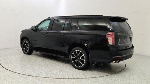 2022 Chevrolet Suburban RST