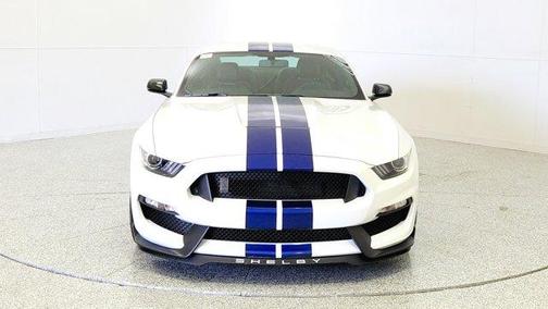 2016 Ford Shelby GT350 Base