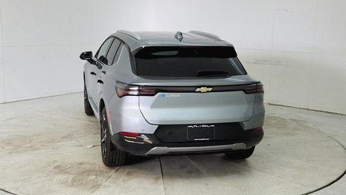 2025 Chevrolet Equinox EV LT 2
