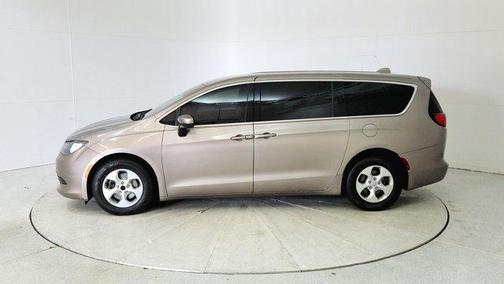 2017 Chrysler Pacifica LX