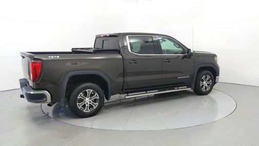 2020 GMC Sierra 1500 SLE