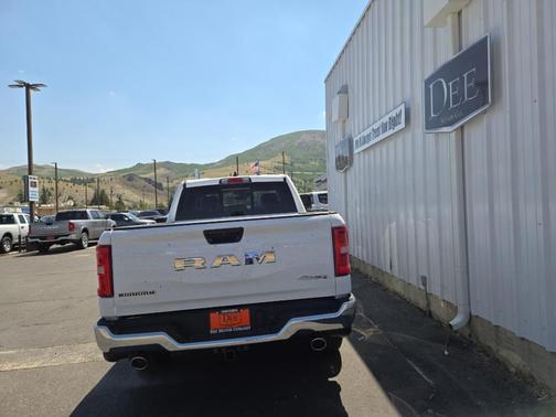 2025 RAM 1500 Big Horn/Lone Star