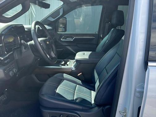 2024 Chevrolet Silverado 3500 High Country