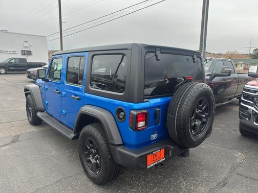 2024 Jeep Wrangler Sport