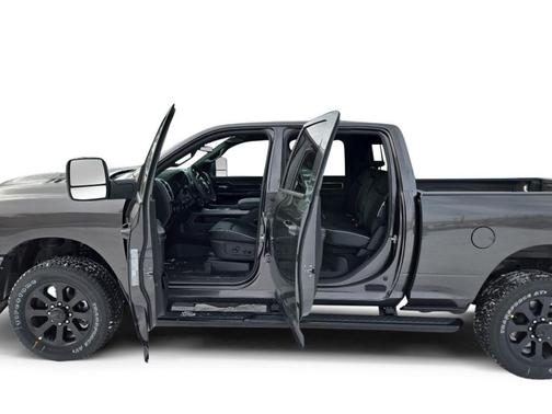 Granite Crystal Metallic Clearcoat 2026 RAM 2500 Laramie Crew Cab 4x4 6'4' Box