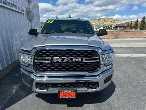 2022 RAM 2500 Big Horn Crew Cab 4x4 8' Box