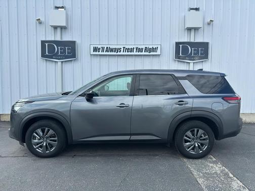 2023 Nissan Pathfinder S 4WD