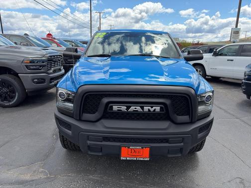 Hydro Blue Pearlcoat 2022 RAM 1500 Classic Warlock Quad Cab 4x4 6'4' Box