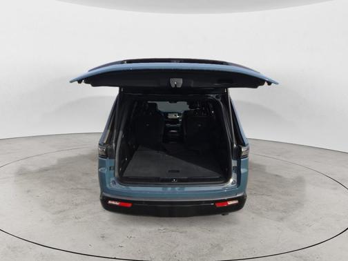 2026 Jeep Grand Wagoneer Limited Altitude 4x4