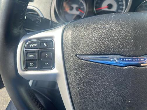 2011 Chrysler 200 Limited