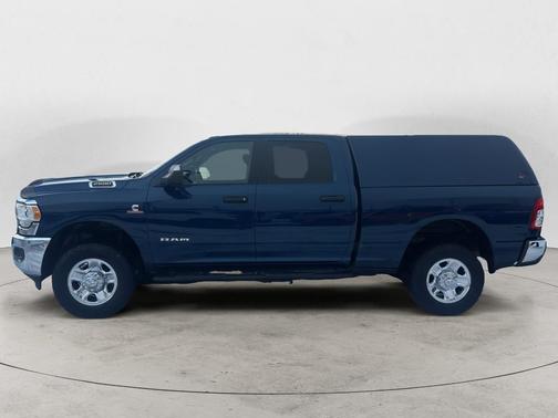 2022 RAM 2500 Big Horn Crew Cab 4x4 6'4' Box