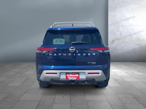 2022 Nissan Pathfinder Platinum 4WD