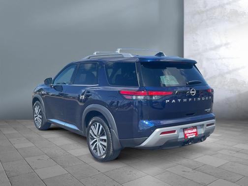2022 Nissan Pathfinder Platinum 4WD