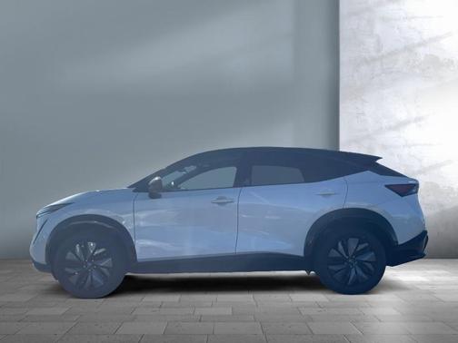 2025 Nissan ARIYA ENGAGE