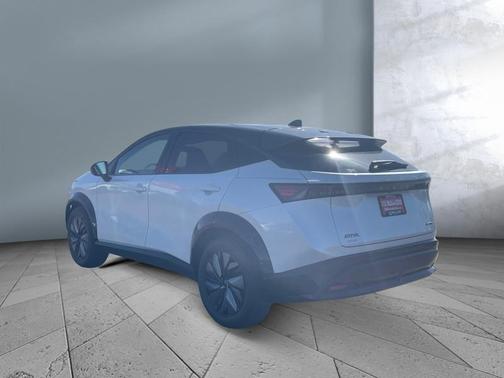 2025 Nissan ARIYA ENGAGE