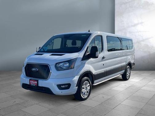 2024 Ford Transit-350 XLT