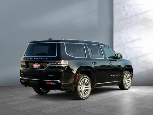 2023 Jeep Grand Wagoneer Series II