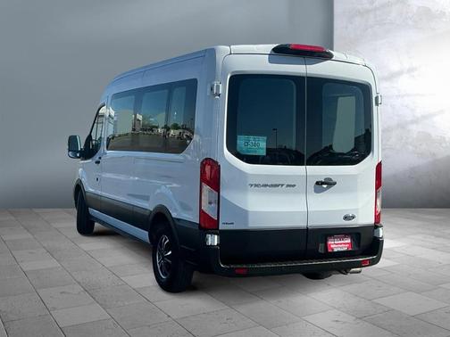 Oxford White 2022 Ford Transit-350 XL