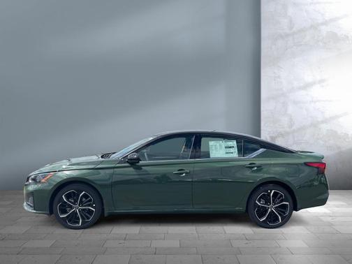 Tactical Green Metallic/Super Black 2026 Nissan Altima SR AWD