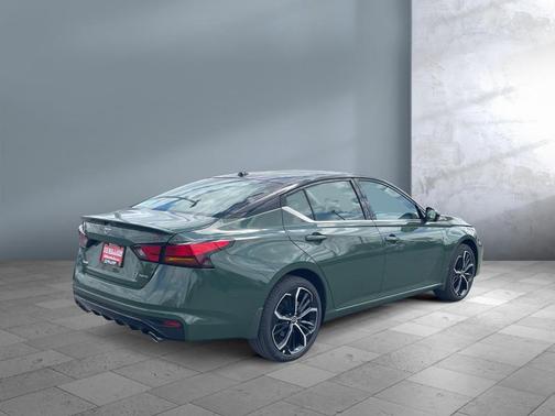 Tactical Green Metallic/Super Black 2026 Nissan Altima SR AWD