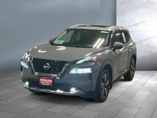 Boulder Gray Pearl 2022 Nissan Rogue Platinum