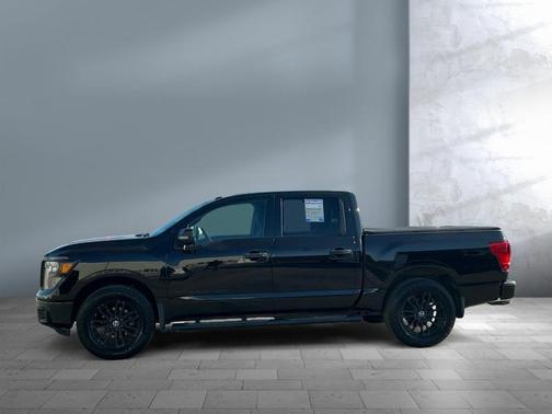 2019 Nissan Titan SV