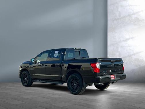 2019 Nissan Titan SV