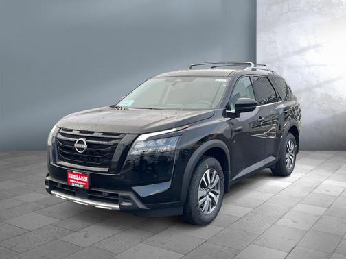 2025 Nissan Pathfinder SL 4WD