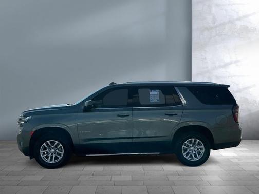 Silver Sage Metallic 2024 Chevrolet Tahoe LT