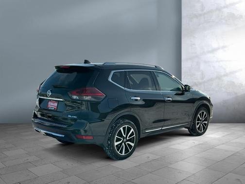 2020 Nissan Rogue SL