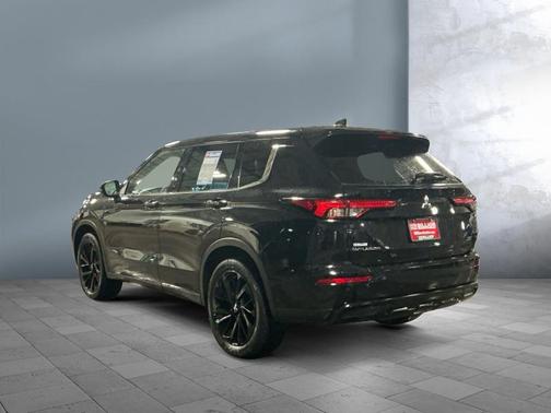 2023 Mitsubishi Outlander SE Black Edition S-AWC
