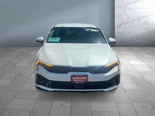 Snow White Pearl 2025 Kia K5 LXS