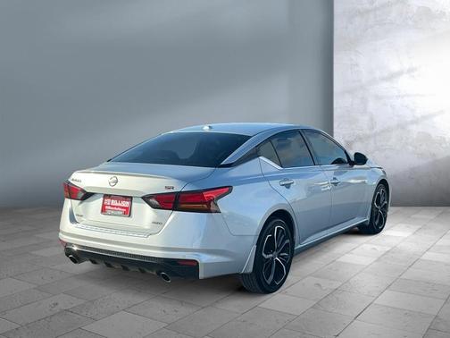 2023 Nissan Altima SR Intelligent AWD