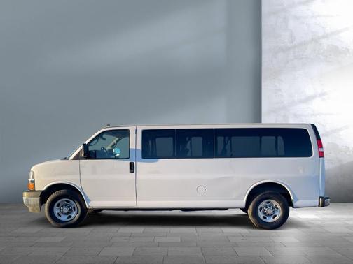 2022 Chevrolet Express 3500 RWD 3500 Extended Wheelbase LT