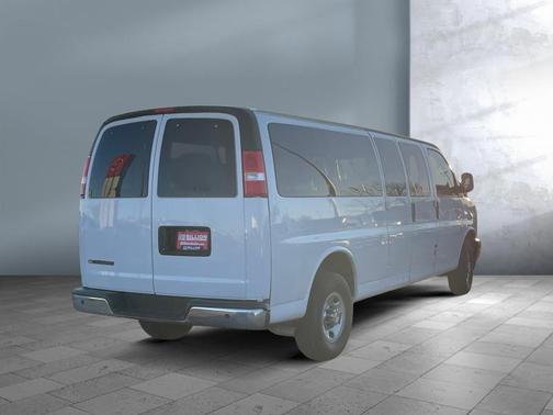 2022 Chevrolet Express 3500 RWD 3500 Extended Wheelbase LT